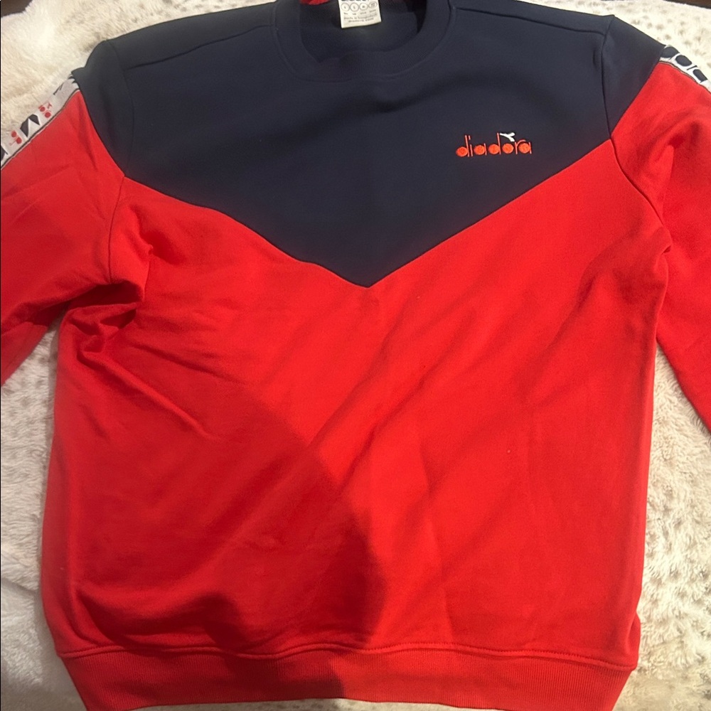 Diadora Men's Red and Dark Gray Crewneck Sweater